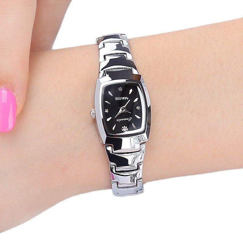 Ladies' quartz watch with a small dial